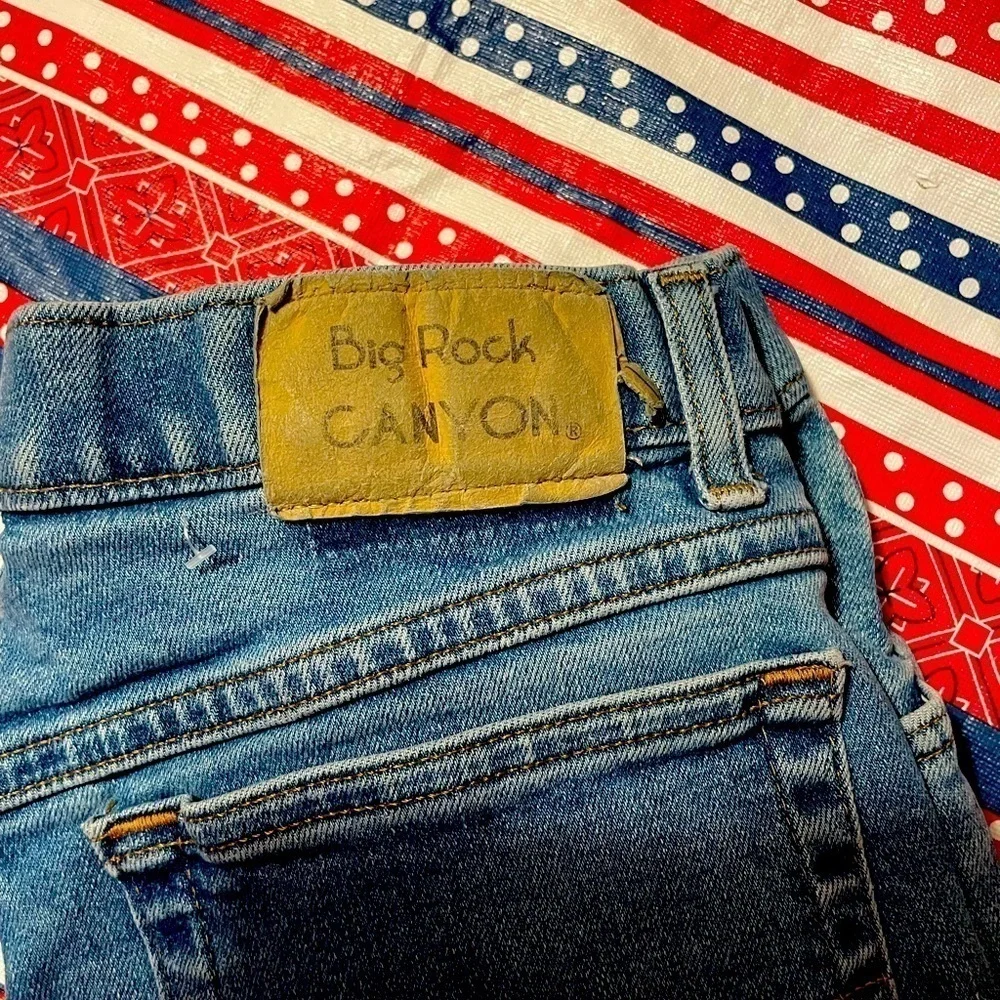 PREVIOUSLY WELL WORN ALMOST NEW CONDITION BIG ROCK CANYON 34 x 27.5” MENS JEANS